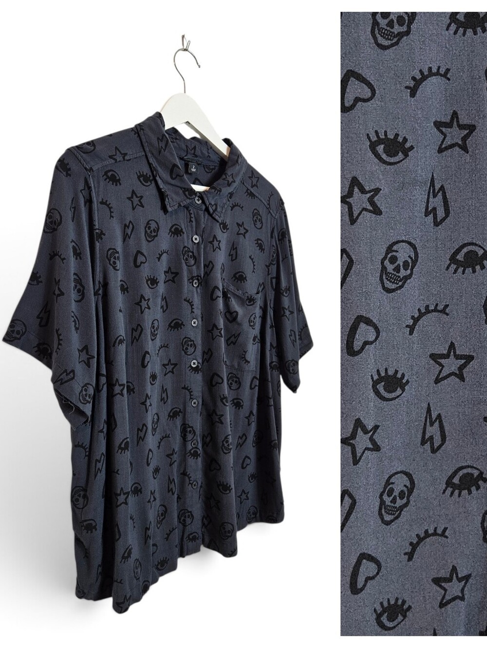 Torrid Shirt Size 2 Lizzie Rayon Slub Skulls Gothic Button Up Crop Charcoal Gray